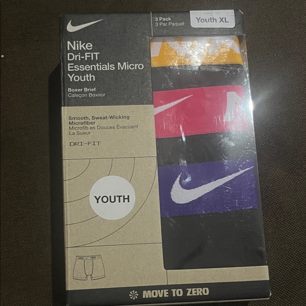 Nike Dri-Fit essential micro youth